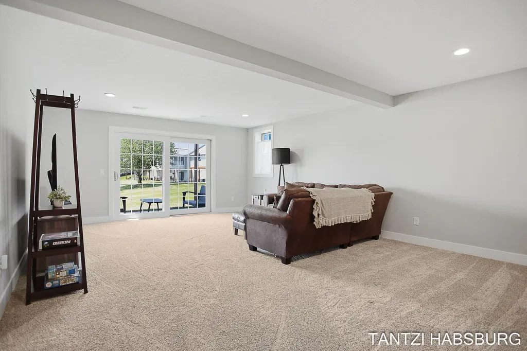 8930 N Clearwater Drive Zeeland Charter Township MI 49464