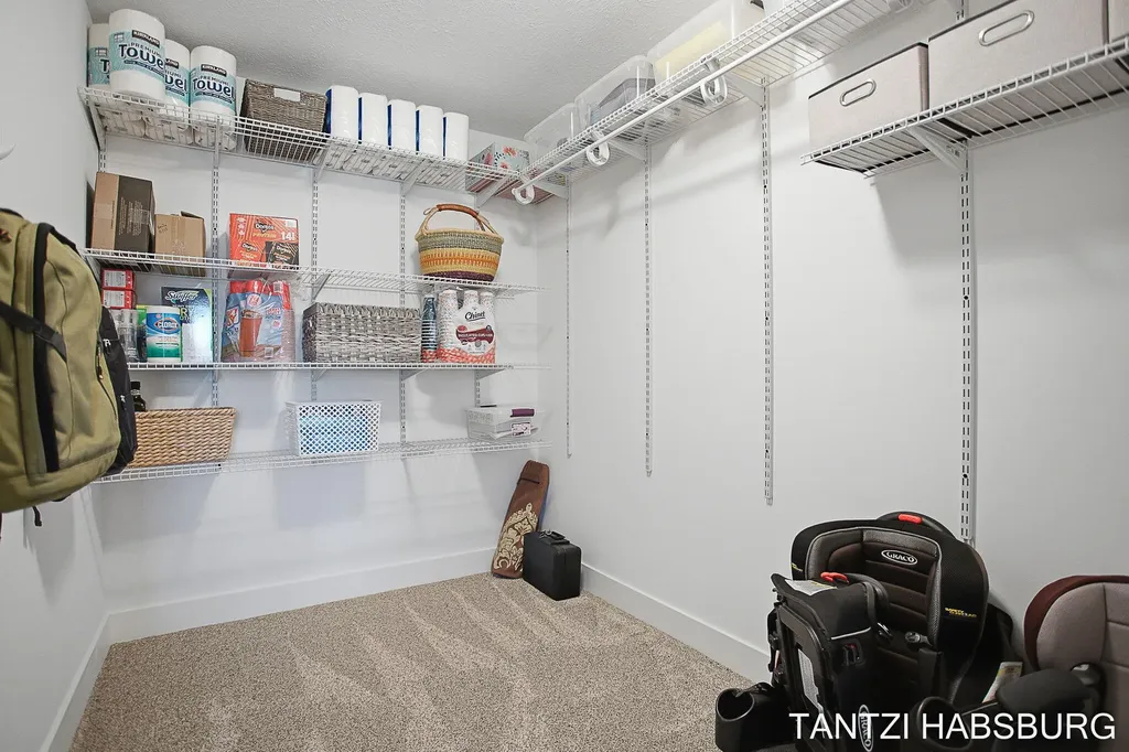 8930 N Clearwater Drive Zeeland Charter Township MI 49464