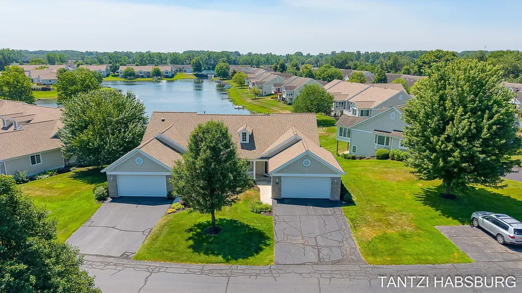 8930 N Clearwater Drive Zeeland Charter Township MI 49464