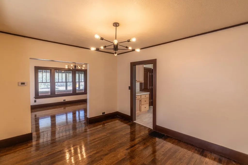 1444 Pine Avenue NW Grand Rapids City MI 49504