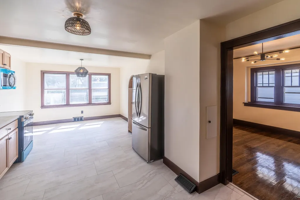 1444 Pine Avenue NW Grand Rapids City MI 49504