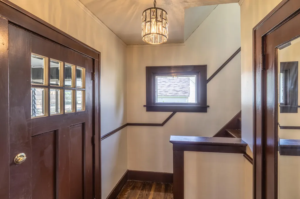 1444 Pine Avenue NW Grand Rapids City MI 49504