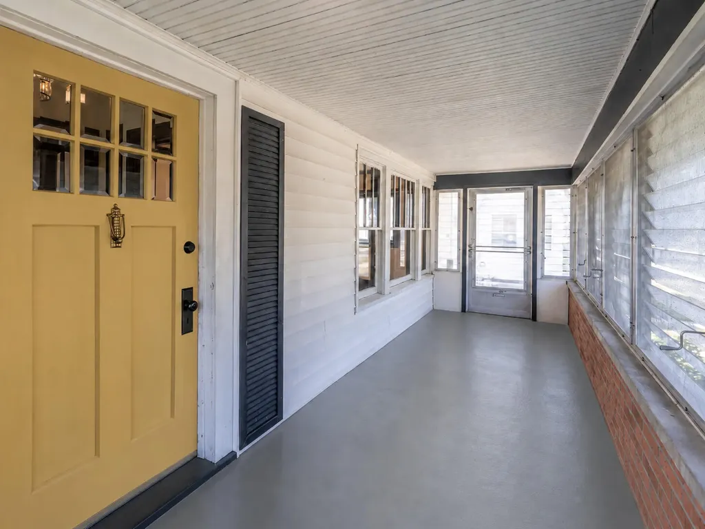 1444 Pine Avenue NW Grand Rapids City MI 49504