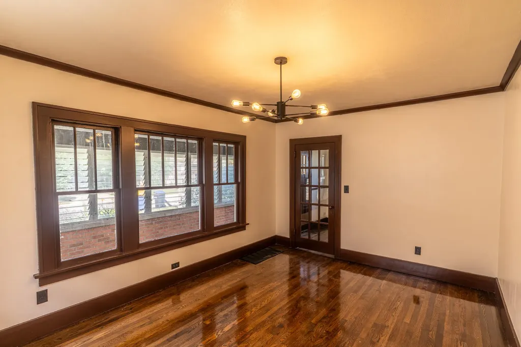 1444 Pine Avenue NW Grand Rapids City MI 49504
