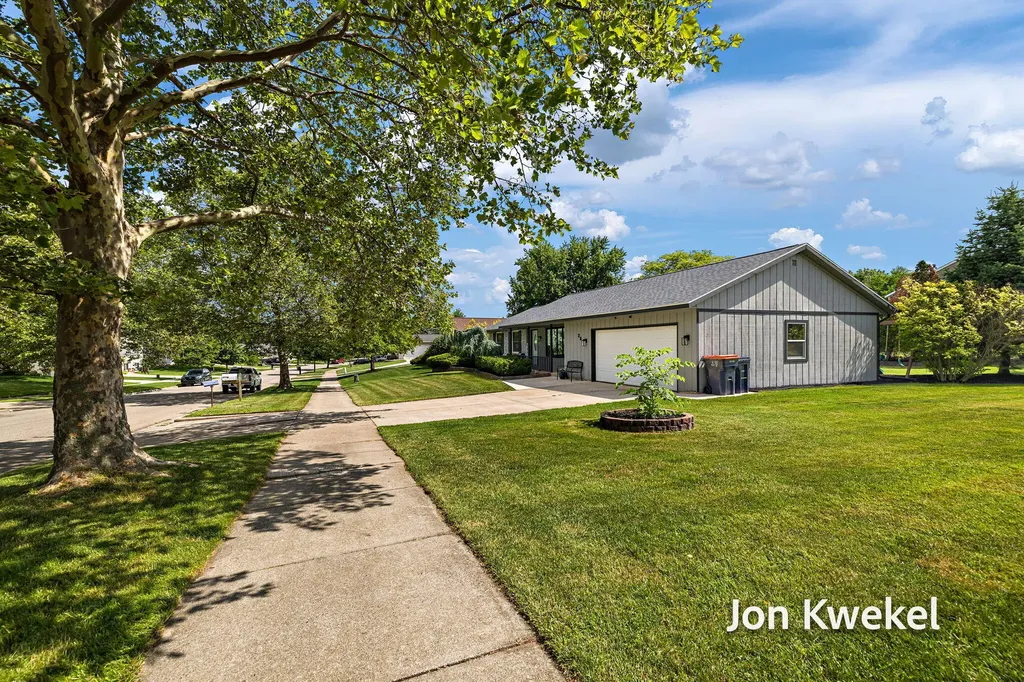 281 Orlando Avenue Holland City MI 49423