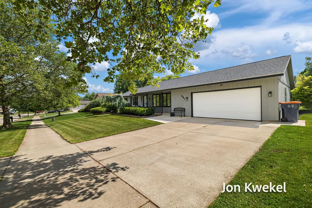 281 Orlando Avenue Holland City MI 49423