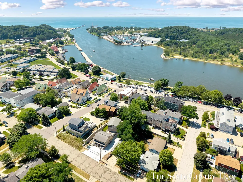 215-217 S 1st Street Grand Haven City MI 49417