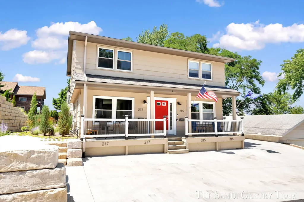 215-217 S 1st Street Grand Haven City MI 49417