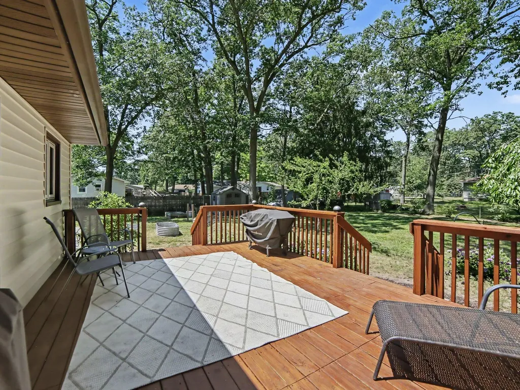 2434 Marcoux Avenue Muskegon Charter Township MI 49442