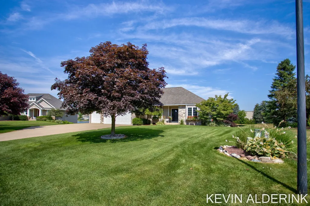 9325 Garden View Drive Zeeland Charter Township MI 49464