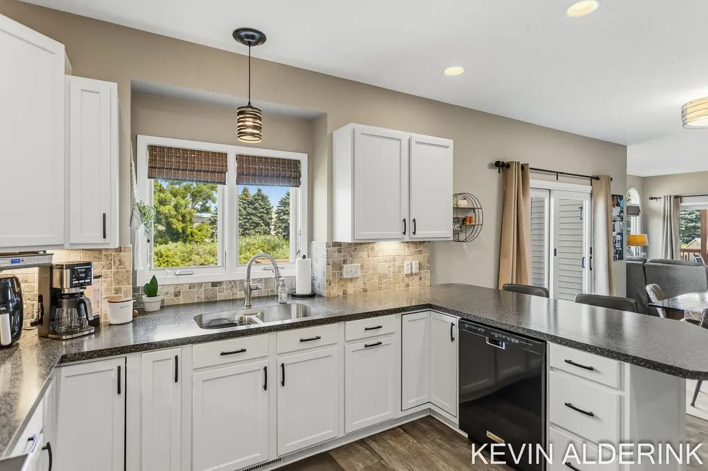 9325 Garden View Drive Zeeland Charter Township MI 49464