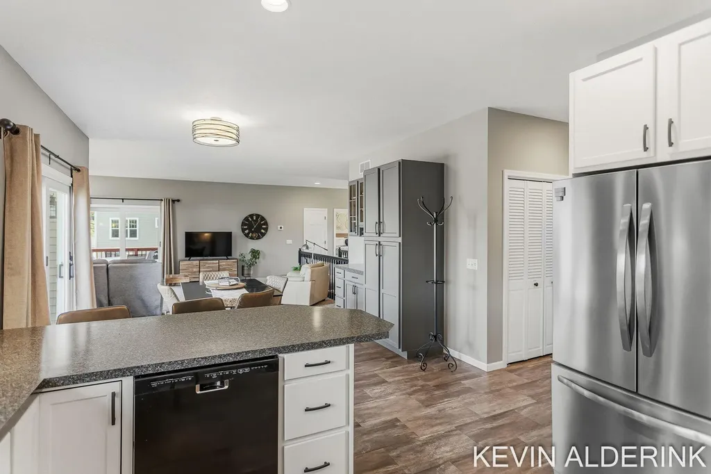 9325 Garden View Drive Zeeland Charter Township MI 49464