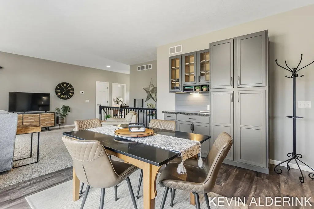 9325 Garden View Drive Zeeland Charter Township MI 49464