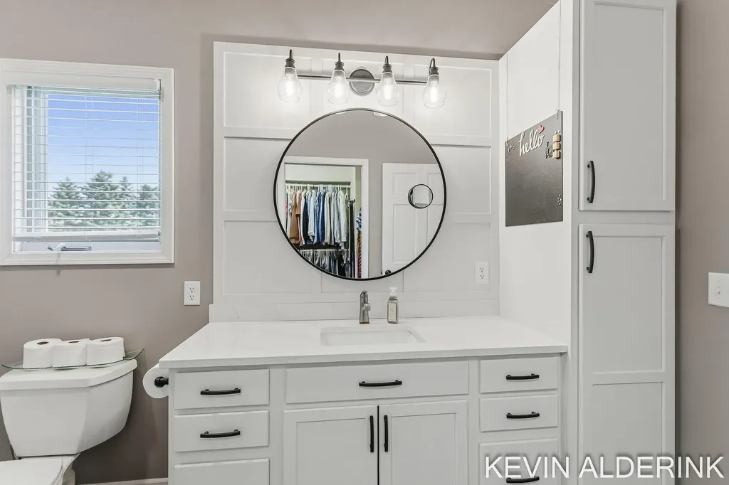 9325 Garden View Drive Zeeland Charter Township MI 49464