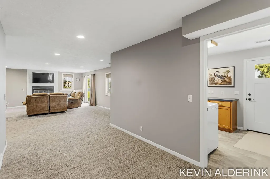 9325 Garden View Drive Zeeland Charter Township MI 49464