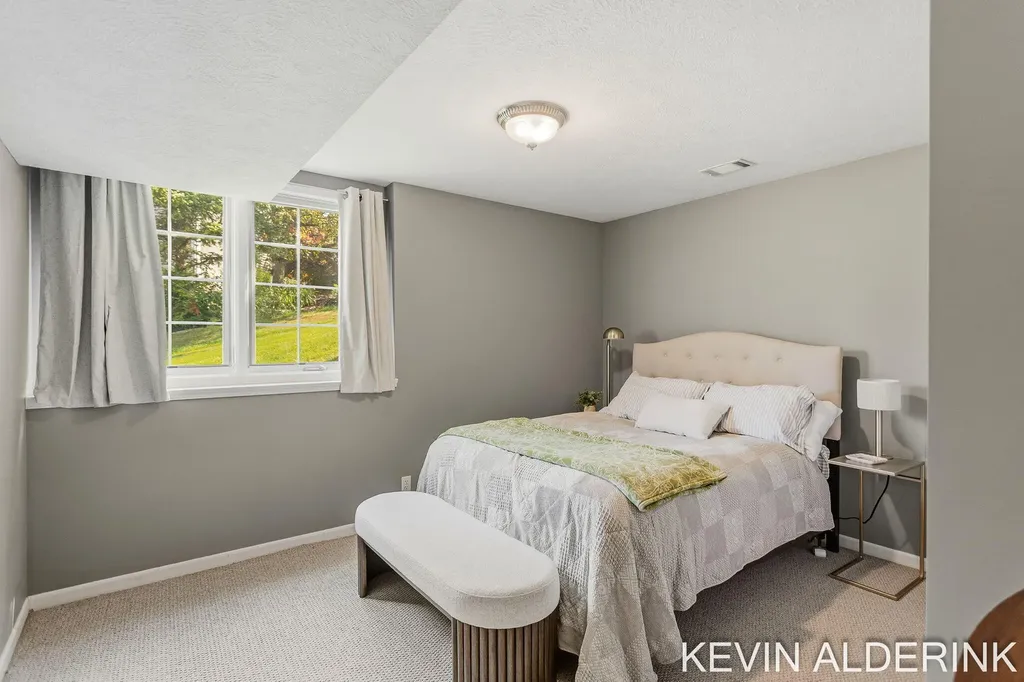 9325 Garden View Drive Zeeland Charter Township MI 49464