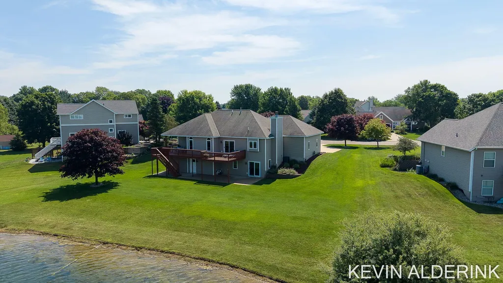 9325 Garden View Drive Zeeland Charter Township MI 49464
