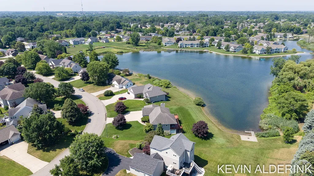 9325 Garden View Drive Zeeland Charter Township MI 49464