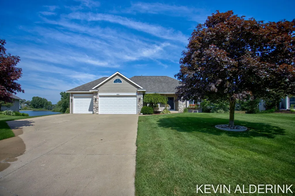 9325 Garden View Drive Zeeland Charter Township MI 49464