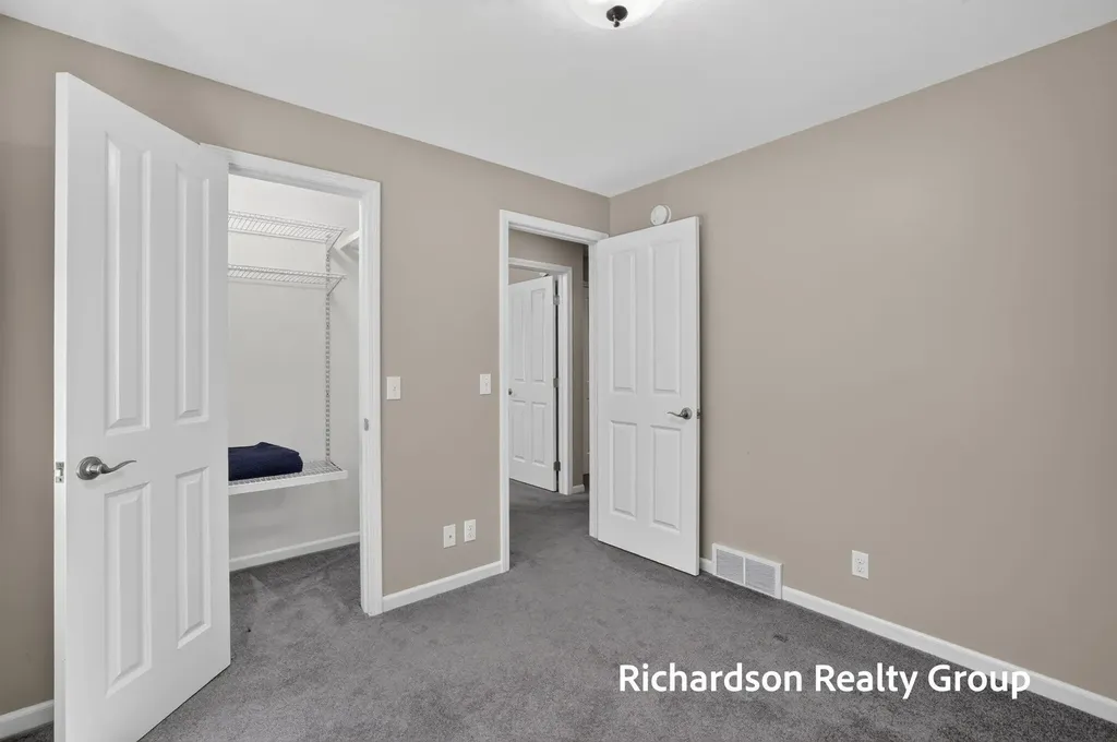 405 Douglas Street North Muskegon City MI 49445