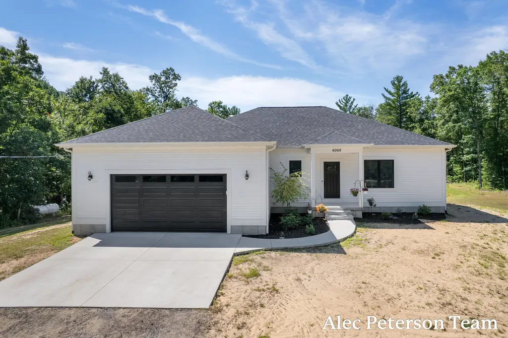 6069 Ruthie Lane Sullivan Township MI 49415