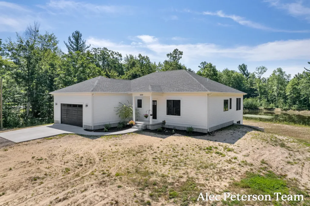 6069 Ruthie Lane Sullivan Township MI 49415