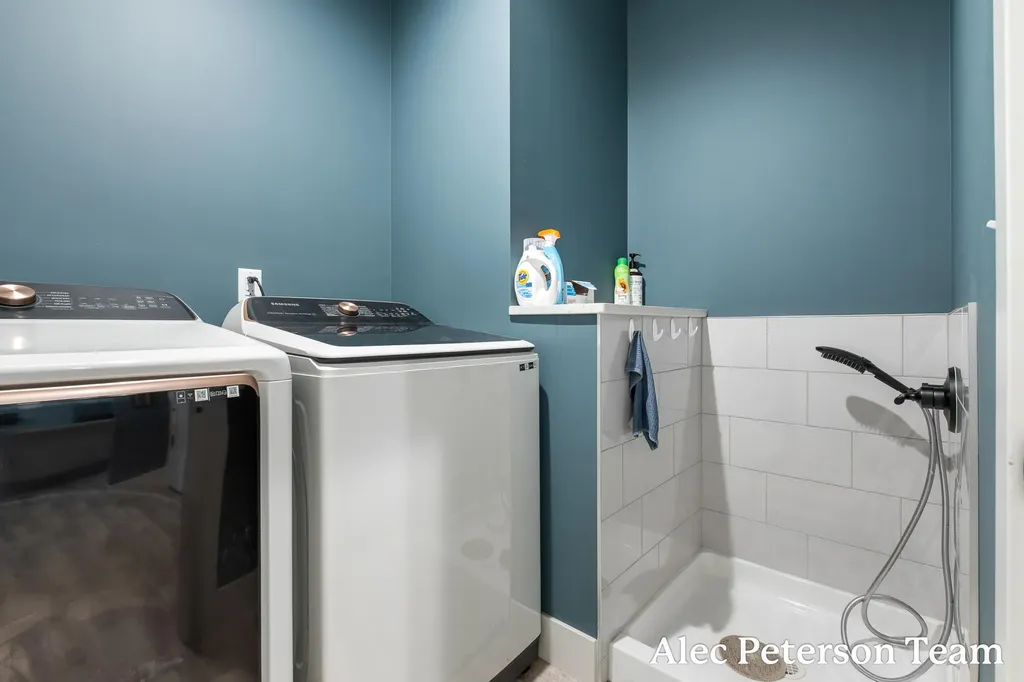 6069 Ruthie Lane Sullivan Township MI 49415