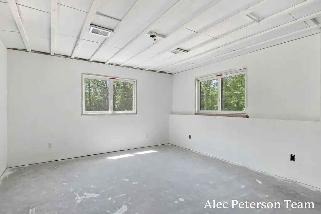 6069 Ruthie Lane Sullivan Township MI 49415