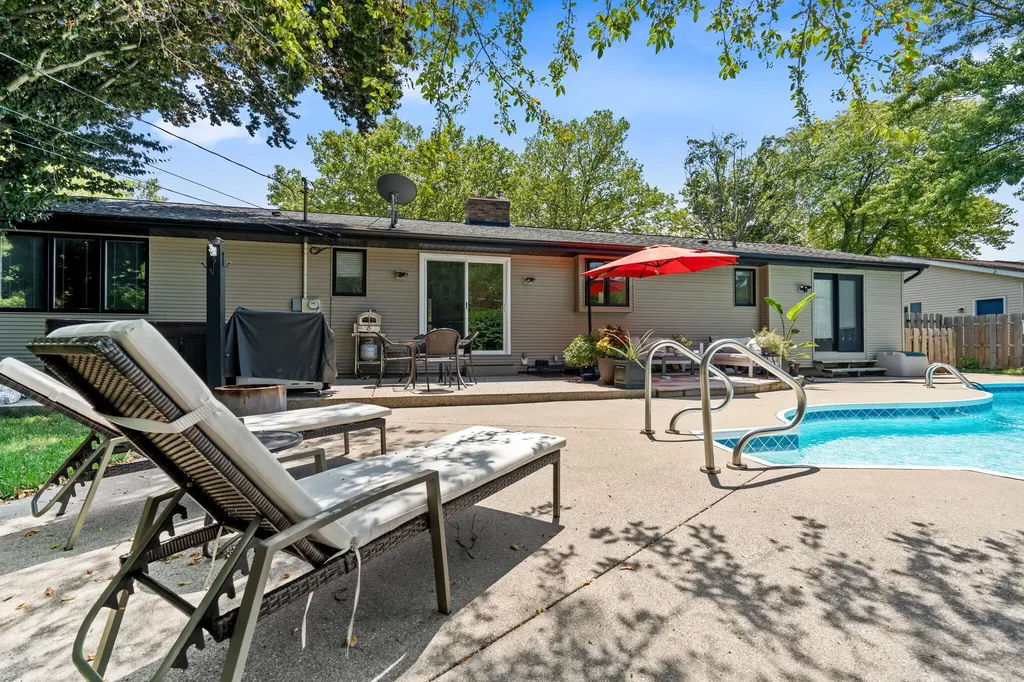 1189 Sorrento Court Holland City MI 49423