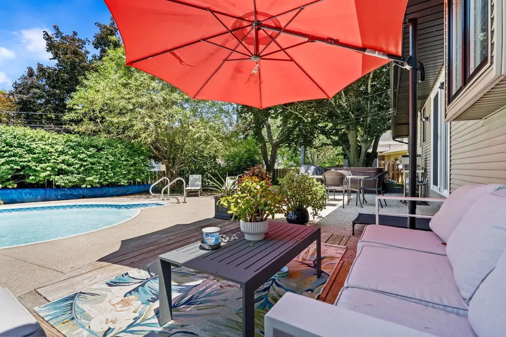 1189 Sorrento Court Holland City MI 49423