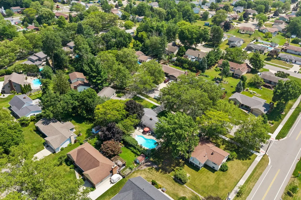 1189 Sorrento Court Holland City MI 49423
