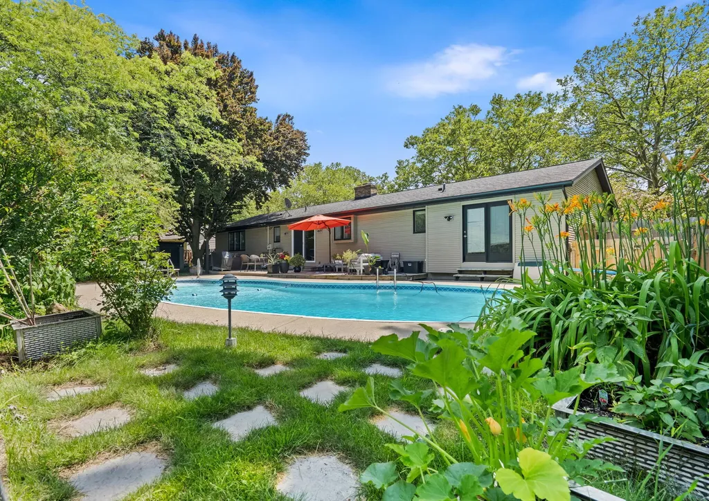 1189 Sorrento Court Holland City MI 49423