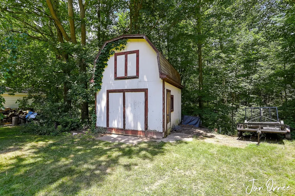 2805 New Holland Street Hudsonville City MI 49426
