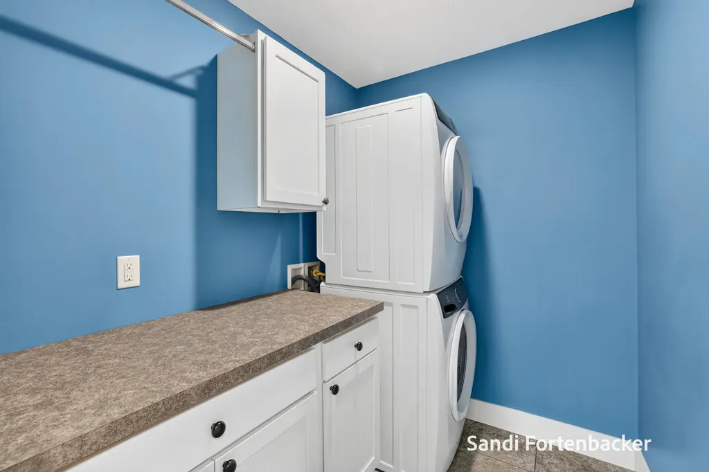 6635 Timberbrook Court Norton Shores City MI 49444