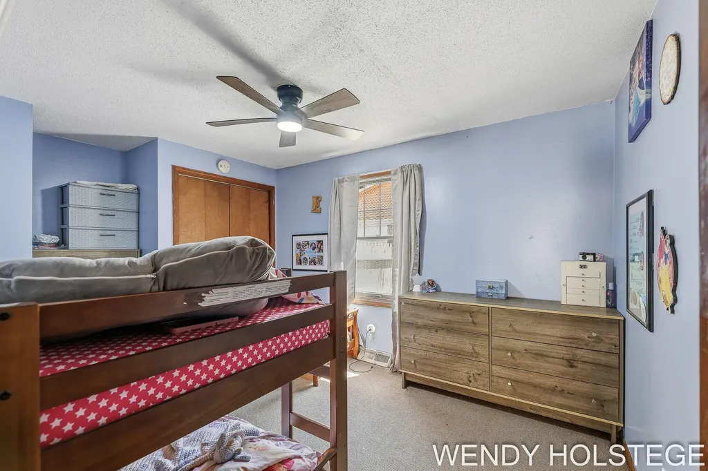 4744 Burton Street SE Kentwood City MI 49546