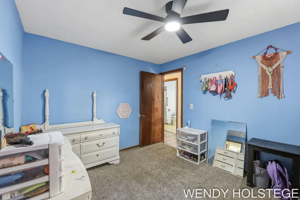 4744 Burton Street SE Kentwood City MI 49546