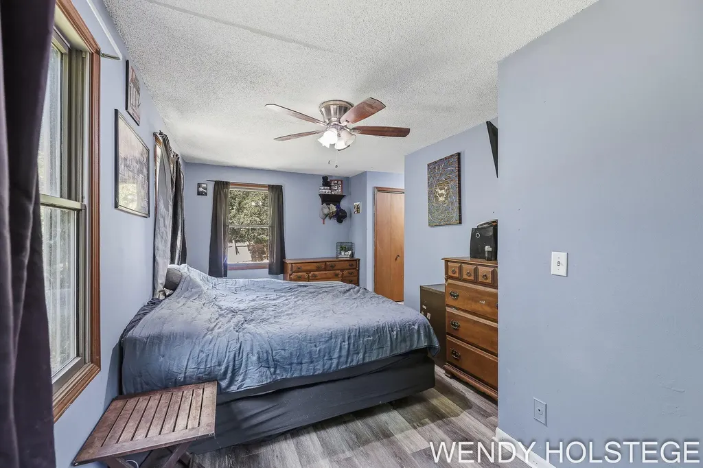 4744 Burton Street SE Kentwood City MI 49546