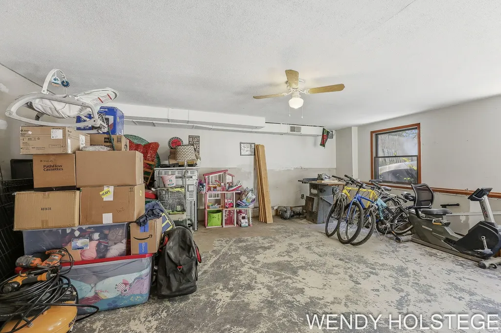 4744 Burton Street SE Kentwood City MI 49546