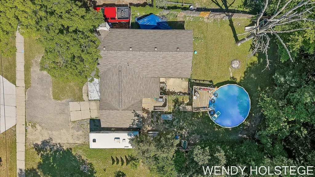 4744 Burton Street SE Kentwood City MI 49546