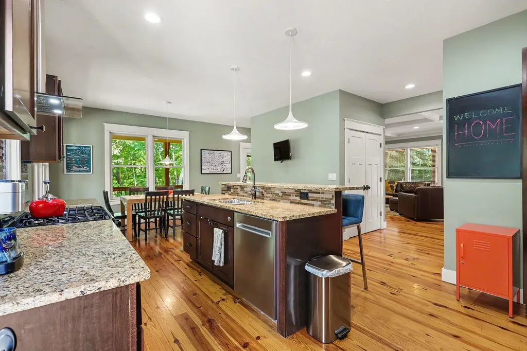1280 Hendrick Road Norton Shores City MI 49441