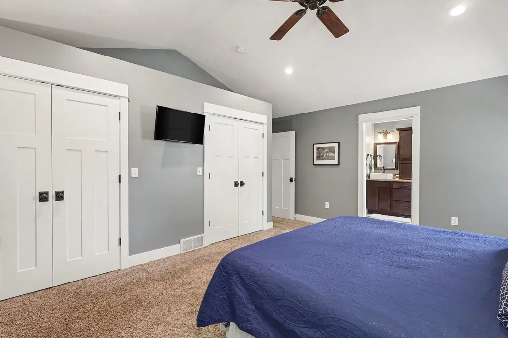 1280 Hendrick Road Norton Shores City MI 49441