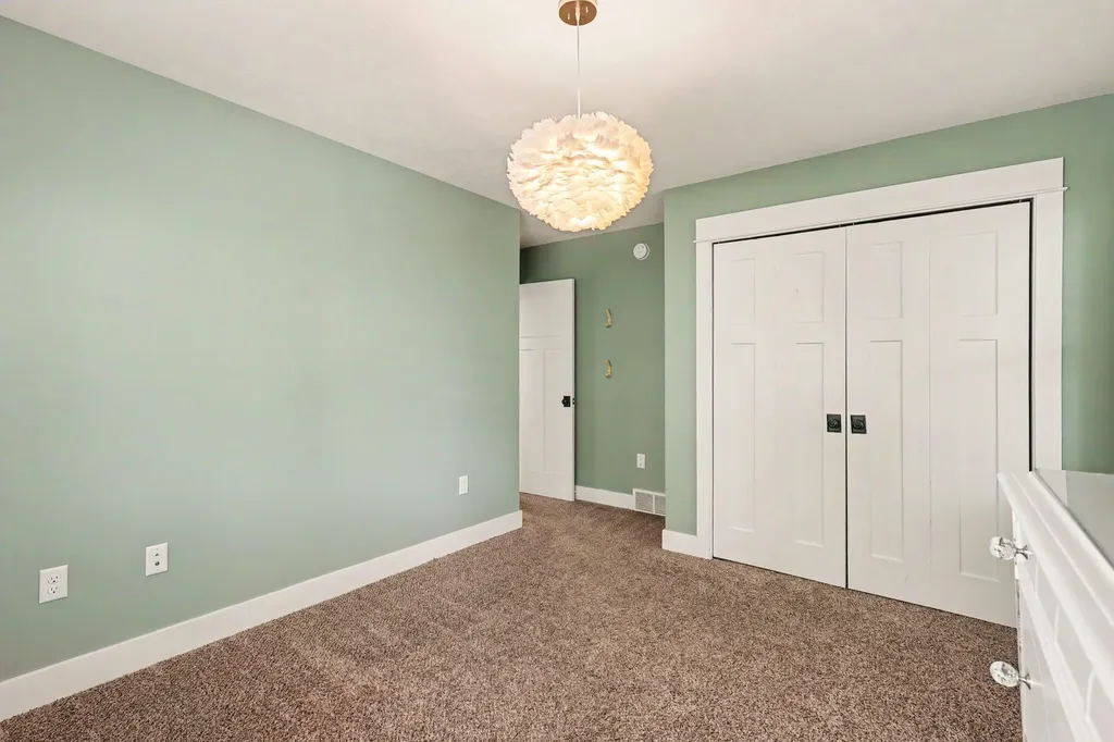 1280 Hendrick Road Norton Shores City MI 49441
