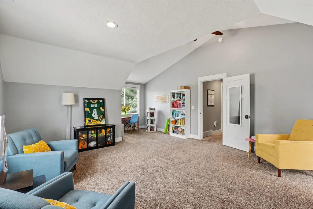1280 Hendrick Road Norton Shores City MI 49441