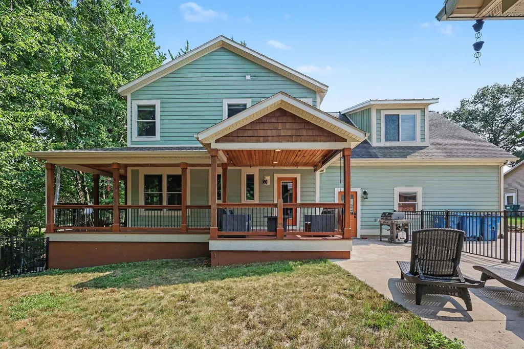 1280 Hendrick Road Norton Shores City MI 49441