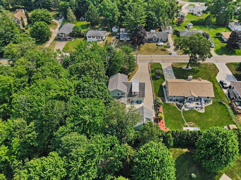 1280 Hendrick Road Norton Shores City MI 49441
