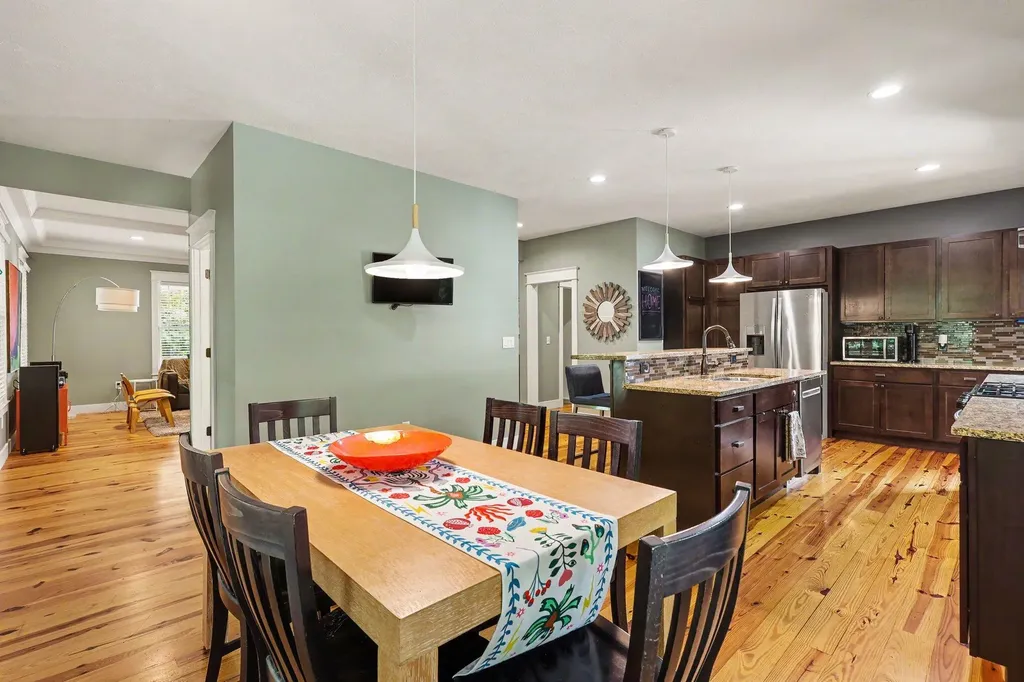 1280 Hendrick Road Norton Shores City MI 49441