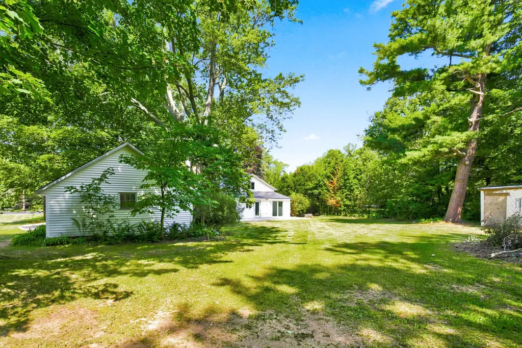 2313 68th Street Ganges Township MI 49408