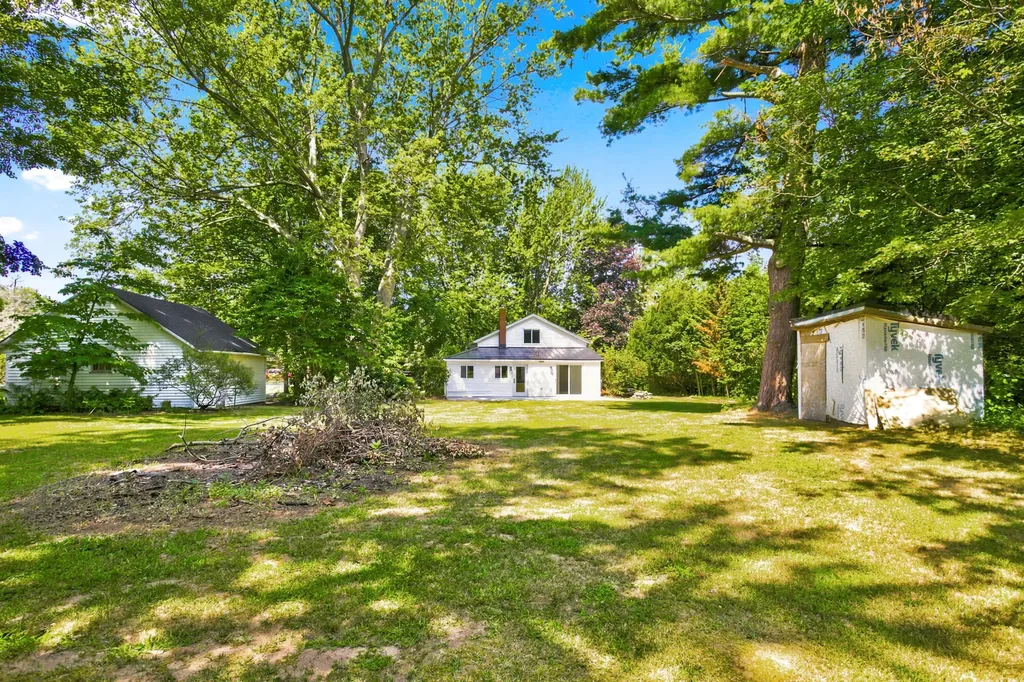 2313 68th Street Ganges Township MI 49408