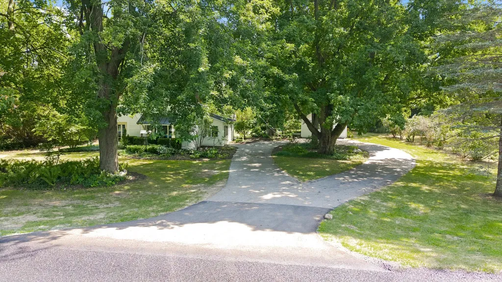 2313 68th Street Ganges Township MI 49408