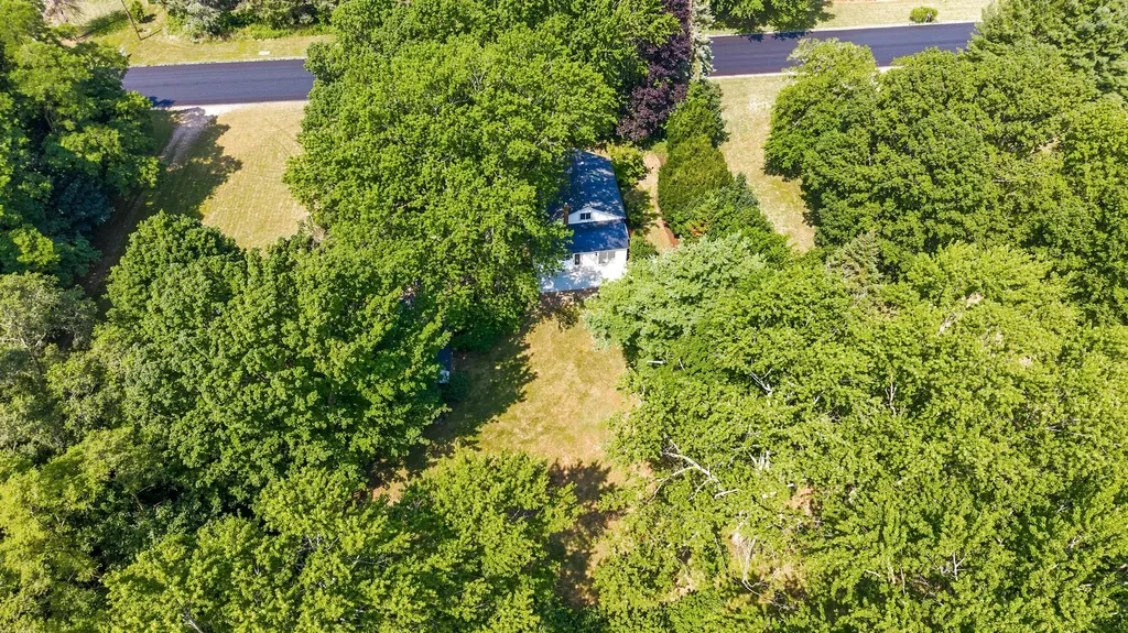 2313 68th Street Ganges Township MI 49408